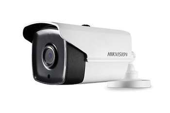 Камера видеонаблюдения HIKVISION IP DS-2CD2T83G0-I5 2.8-2.8мм цветная корп.:белый